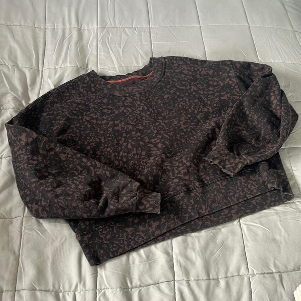 Lululemon cropped scuba crewneck